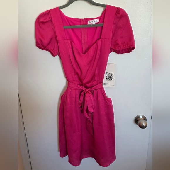 Emerald Sundae Mini Dress Womens XS Pink NWT Barbiecore Angelcore Fairycore - Picture 1 of 9